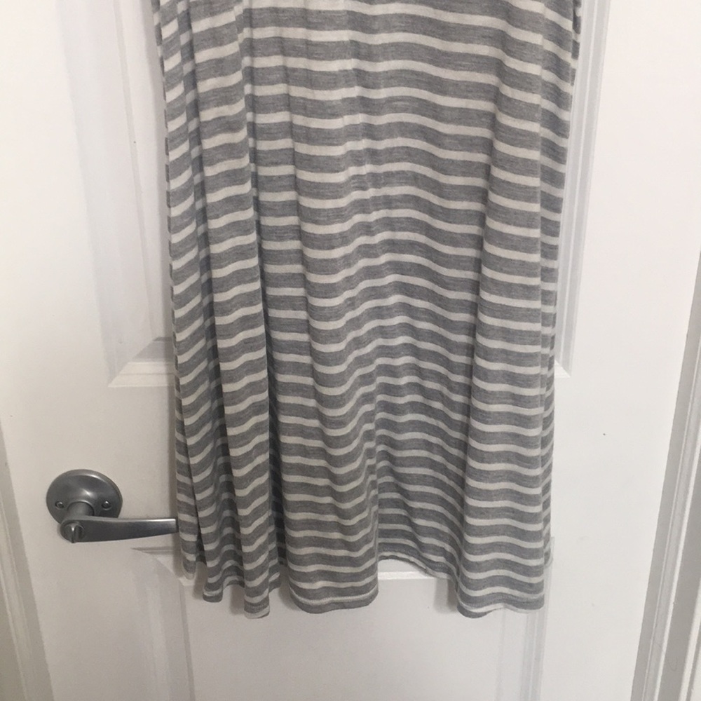 Dress small - Picture 2 of 7